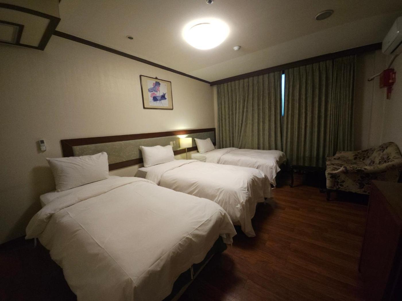 Insadong Crown Hotel Seoul Exterior photo