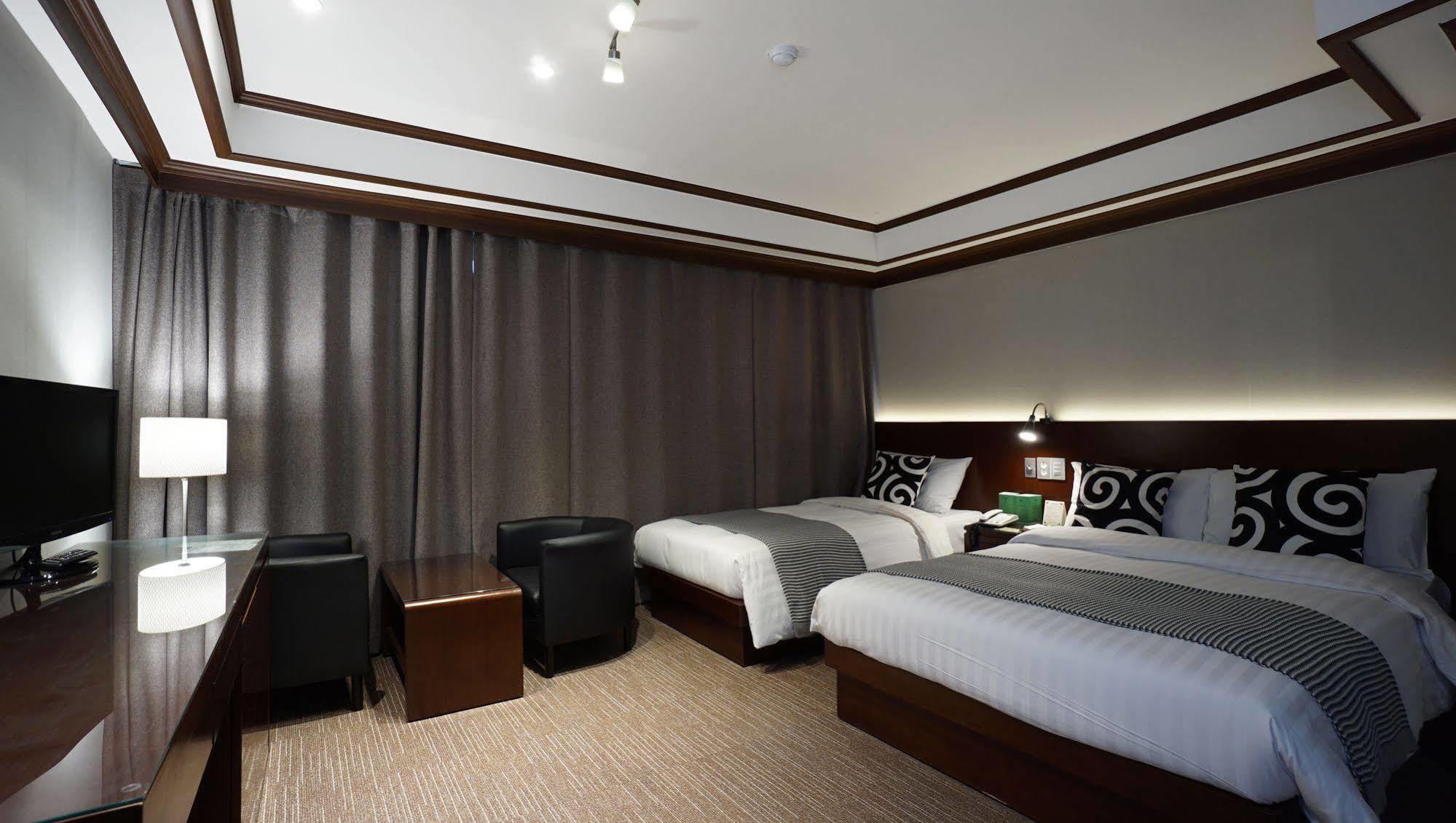 Insadong Crown Hotel Seoul Exterior photo